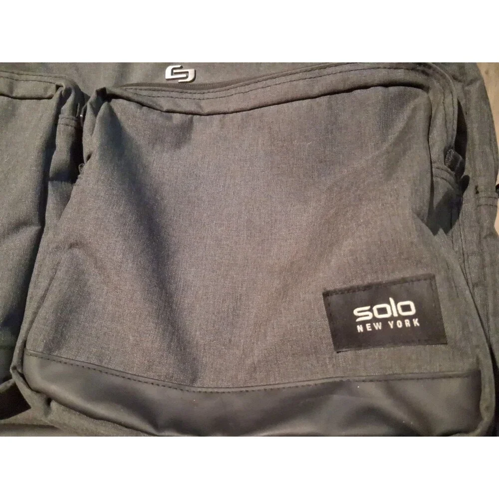 Solo New York Convertible Backpack Laptop Bag Polyester Padded Gray Black